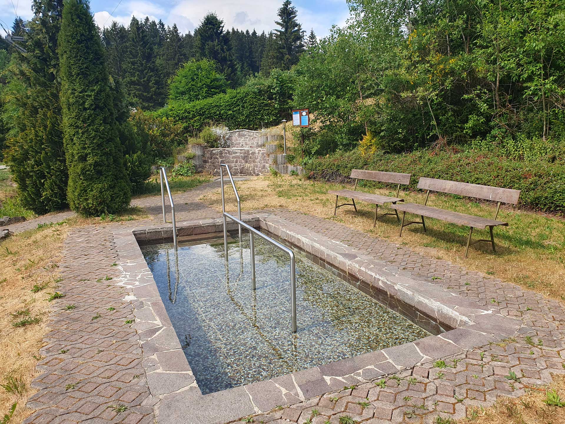 wassertreten-thüringer-wald